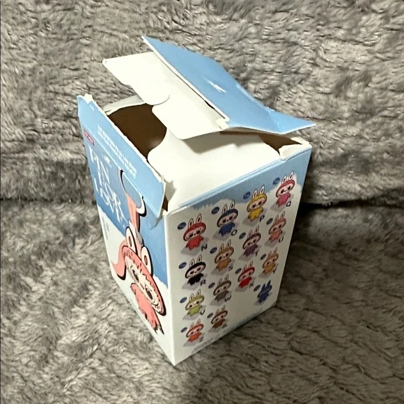 Pin For Love Plush Pendant O - Picture 3 of 3